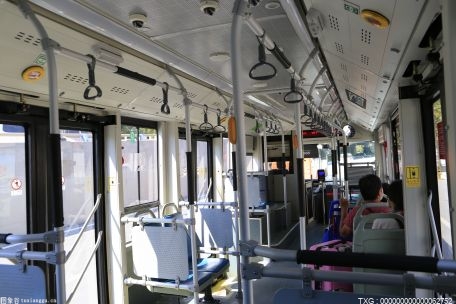 太原：36辆公交车将配置42台自动体外除颤器